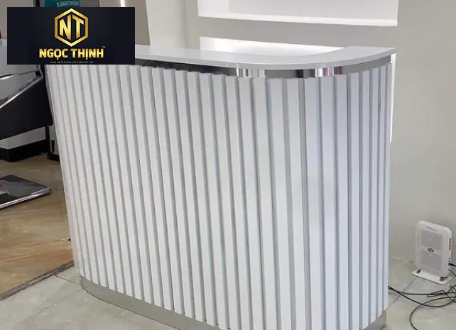 Xưởng Nội Thất Ngọc Thịnh - Quầy thu ngân shop quần áo hiện đại giá rẻ Xưởng Nội Thất Ngọc Thịnh - Quầy thu ngân shop quần áo hiện đại giá rẻ